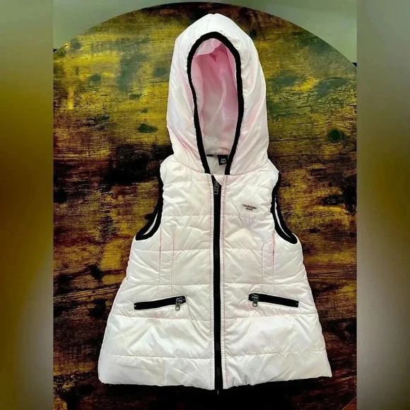 Calvin Klein Jeans | infant girls puffer vest. Size: 24M - Picture 1 of 13